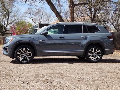 2025 Volkswagen Atlas 2.0T SEL Premium R-Line 4MOTION