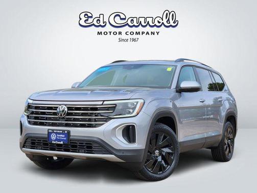 Silver Mist Metallic 2024 Volkswagen Atlas 2.0T SE w/Technology 4MOTION