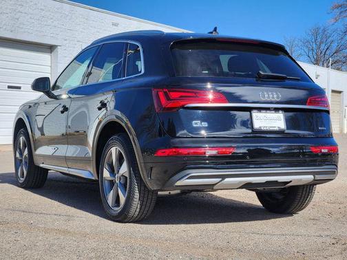 2023 Audi Q5 40 Premium Plus