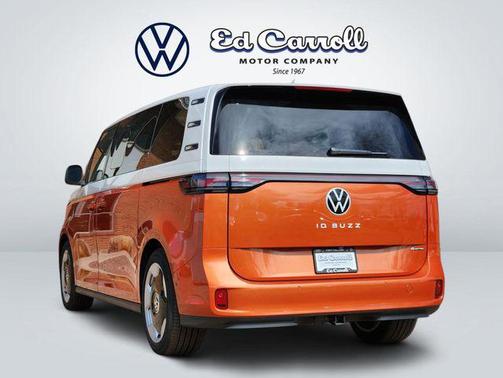 Energetic Orange 2025 Volkswagen ID. Buzz Pro S Plus with 4MOTION