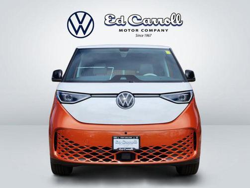 Energetic Orange 2025 Volkswagen ID. Buzz Pro S Plus with 4MOTION