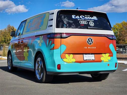 2025 Volkswagen ID. Buzz Pro S Plus with 4MOTION