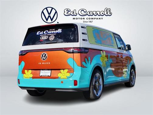 2025 Volkswagen ID. Buzz Pro S Plus with 4MOTION