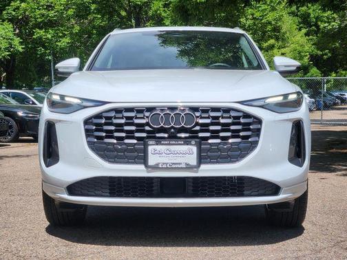 Glacier White Metallic 2025 Audi Q5 Premium TFSI quattro S tronic