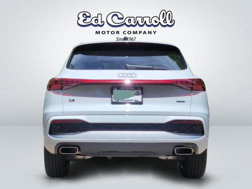Glacier White Metallic 2025 Audi Q5 Premium TFSI quattro S tronic