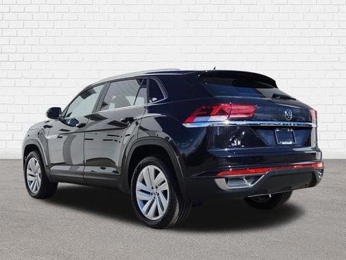 2023 Volkswagen Atlas Cross Sport 2.0T SE w/Technology 4MOTION