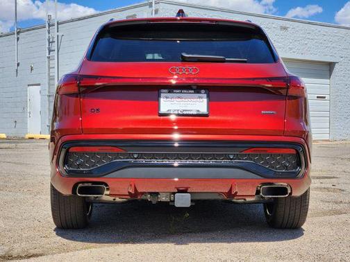 Grenadine Red Metallic 2026 Audi Q5 Prestige TFSI quattro S tronic