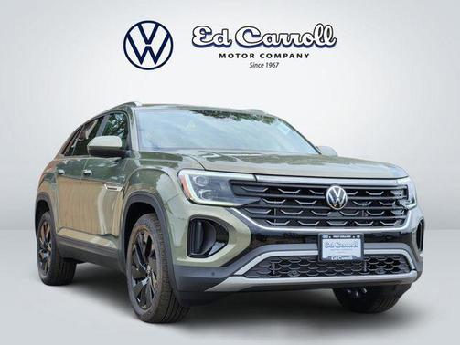 avocado green pearl 2026 Volkswagen Atlas Cross Sport 2.0T SE w/Technology 4MOTION