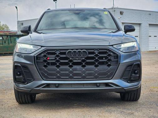 Daytona Gray Pearl Effect 2023 Audi SQ5 3.0T Premium Plus