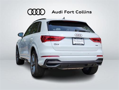 2025 Audi Q3 Premium 45 TFSI S line quattro Tiptronic