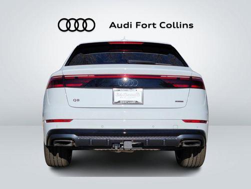 Glacier White Metallic 2026 Audi Q8 55 Premium Plus