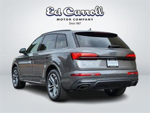 2025 Audi Q7 45 Premium Plus