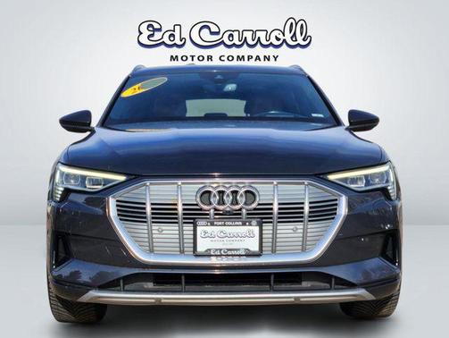 2019 Audi e-tron Premium Plus