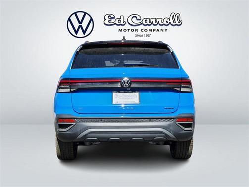 2025 Volkswagen Taos 1.5T SE Black