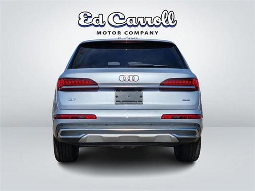2022 Audi Q7 55 Premium Plus