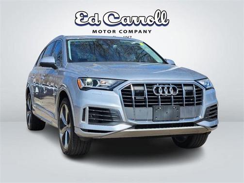 2022 Audi Q7 55 Premium Plus