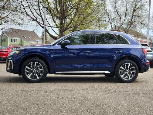 Navarra Blue Metallic 2022 Audi Q5 45 S line Premium