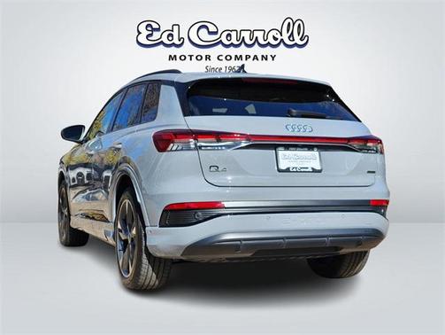 2024 Audi Q4 e-tron Premium Plus 55 quattro