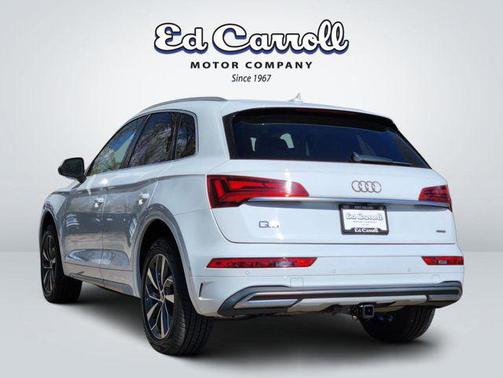 Glacier White Metallic 2021 Audi Q5 45 Prestige