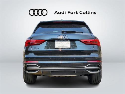 2025 Audi Q3 Premium 45 TFSI S line quattro Tiptronic