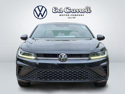 Deep Black Pearl 2026 Volkswagen Jetta 1.4T S