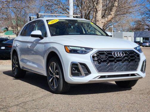 2023 Audi Q5 45 S line Premium