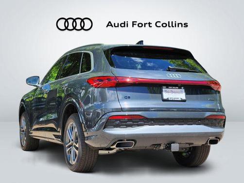 Tambora Gray Metallic 2026 Audi Q5 Premium Plus TFSI quattro S tronic