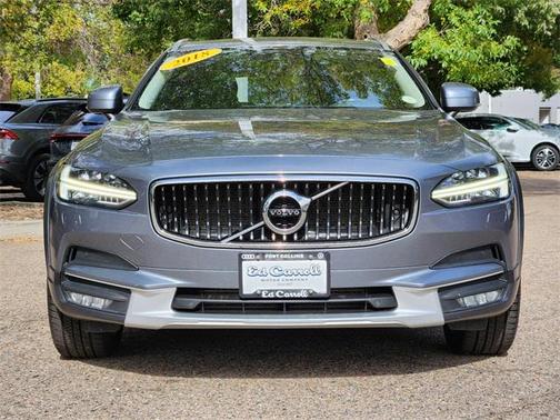 2018 Volvo V90 Cross Country T6
