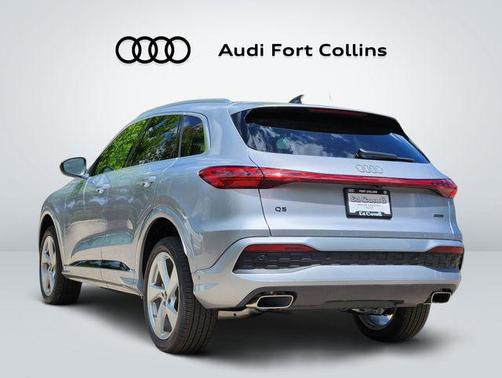 Florett Silver Metallic 2026 Audi Q5 Premium Plus TFSI quattro S tronic