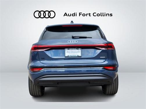 2025 Audi Q6 e-tron Premium quattro