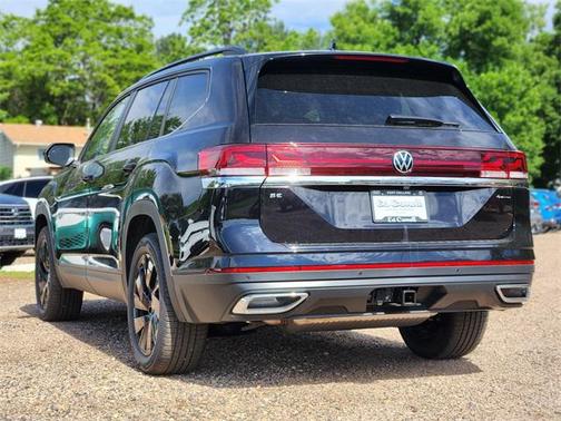 2025 Volkswagen Atlas 2.0T SE w/Technology 4MOTION