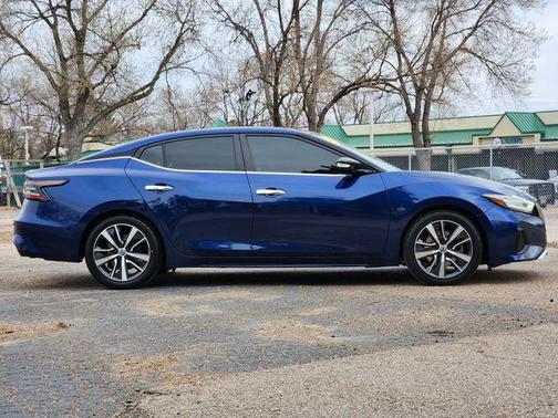 Deep Blue Pearl 2020 Nissan Maxima 3.5 SV