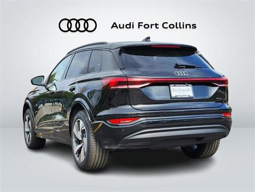 2025 Audi Q6 e-tron Premium Plus quattro