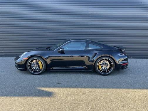 2021 Porsche 911 Turbo S