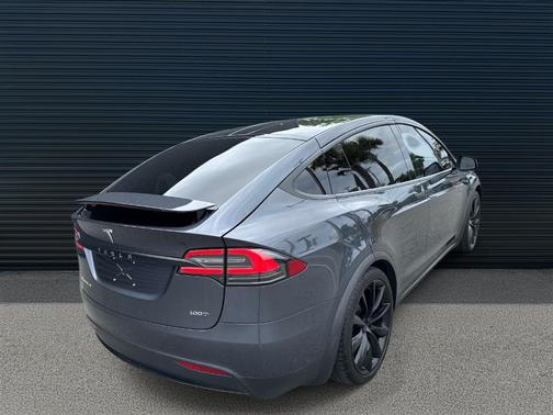 2017 Tesla Model X P100D