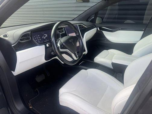 2017 Tesla Model X P100D