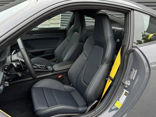 2026 Porsche 911 GT3 w/Touring Package