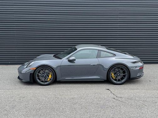 2026 Porsche 911 GT3 w/Touring Package