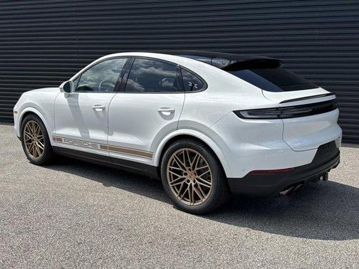 2026 Porsche Cayenne AWD