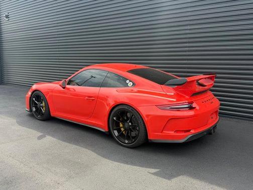 Lava Orange 2018 Porsche 911 GT3