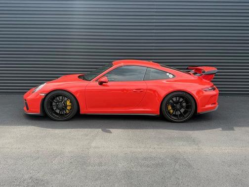 Lava Orange 2018 Porsche 911 GT3