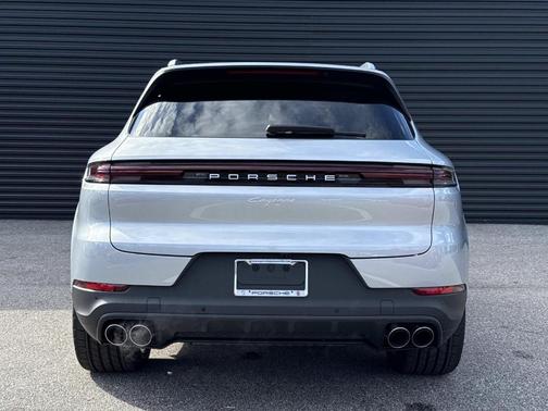 2026 Porsche Cayenne Base