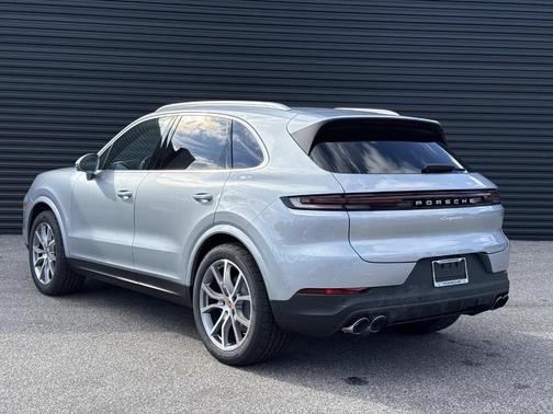 2026 Porsche Cayenne Base