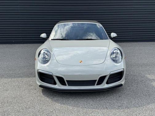 2019 Porsche 911 Targa 4 GTS