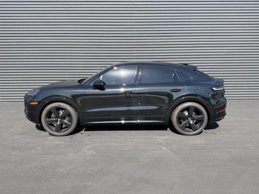 Black Metallic 2025 Porsche Cayenne Turbo