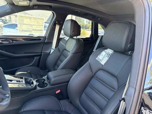 2026 Porsche Macan T