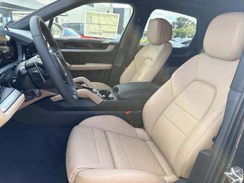 2026 Porsche Cayenne Base