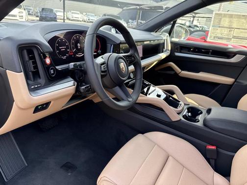 2026 Porsche Cayenne Base