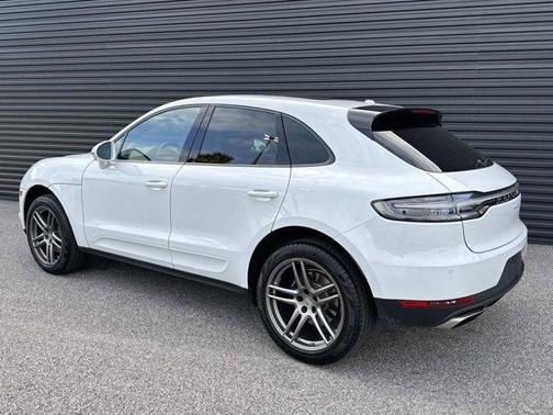 2021 Porsche Macan Base