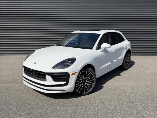 2026 Porsche Macan Base